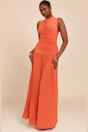 PRETTYLITTLETHING Double Layer Soft Touch Drop Waist Ruched Maxi Dress