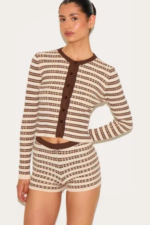 PRETTYLITTLETHING Tall Stripe Knitted Shorts