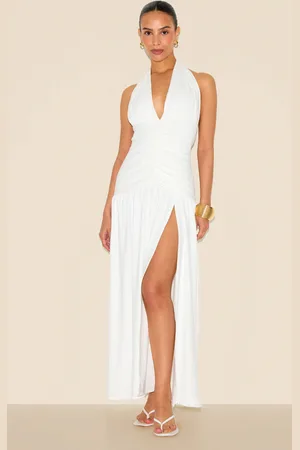 PRETTYLITTLETHING Petite Double Slinky Halterneck Ruched Maxi Dress