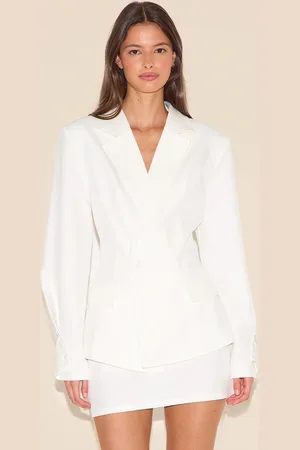 PRETTYLITTLETHING Woven Cinched Waist Fitted Blazer