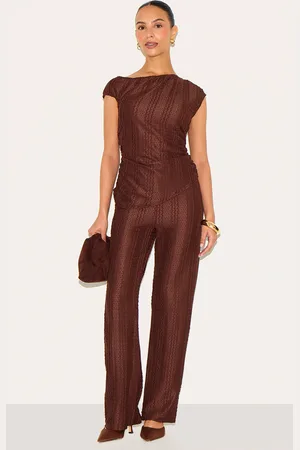 PRETTYLITTLETHING Petite Textured Elasticated Wide Leg Trousers