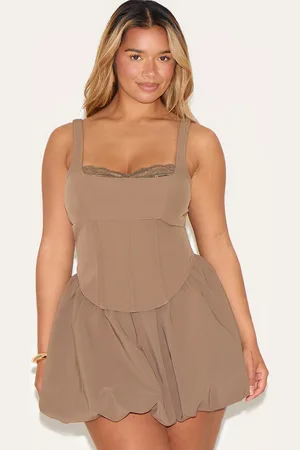 PRETTYLITTLETHING Shape Mocha Lace Trim Corset Top