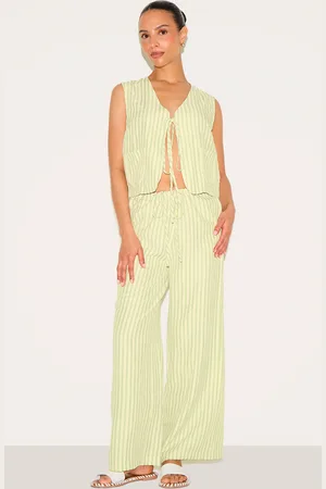 PRETTYLITTLETHING Petite Olive Striped Woven Wide Leg Trousers