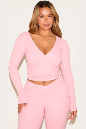 PRETTYLITTLETHING Shape Candy Sculpt Active Wrap V Neck Long Sleeve Top