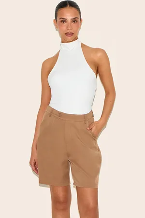 PRETTYLITTLETHING Petite Extreme Halterneck Top
