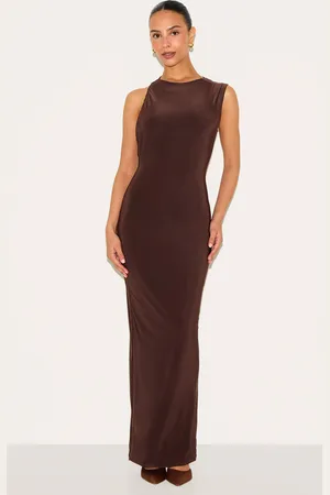 PRETTYLITTLETHING Petite Cut Out Side Maxi Dress