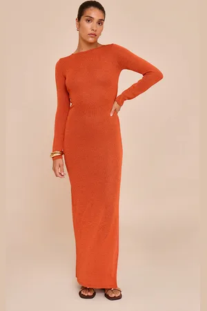 PRETTYLITTLETHING Petite Burnt Open Tie Back Long Sleeve Knitted Maxi Dress