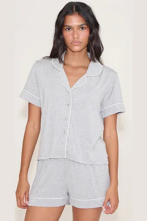 PRETTYLITTLETHING Modal Piping Short Pj Set