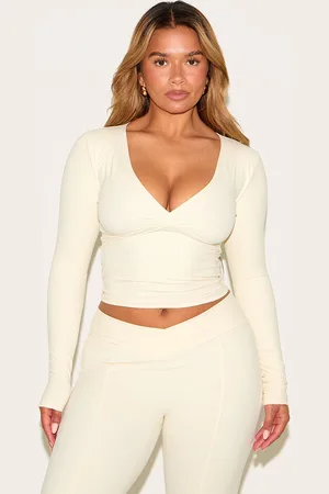 PRETTYLITTLETHING Shape Sculpt Active Wrap V Neck Long Sleeve Top