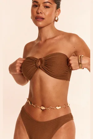 PRETTYLITTLETHING Gold Molten Link Belly Chain