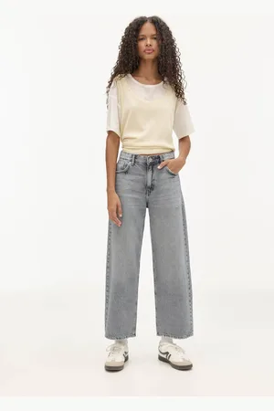 Pull&Bear Wide-Leg Cropped Jeans