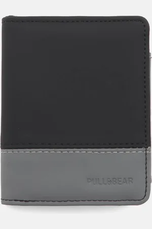 Pull&Bear Wallet With Contrast Panels