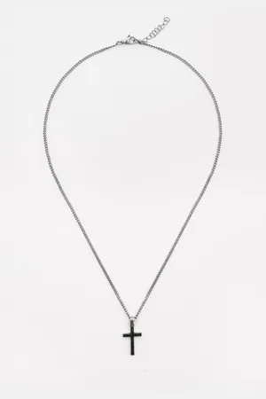 Pull&Bear Cross Pendant