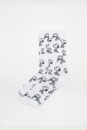 Pull&Bear All-Over Snoopy Print Sports Socks