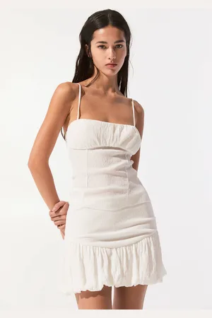 Pull&Bear Corsetry-Inspired Top With Thin Straps