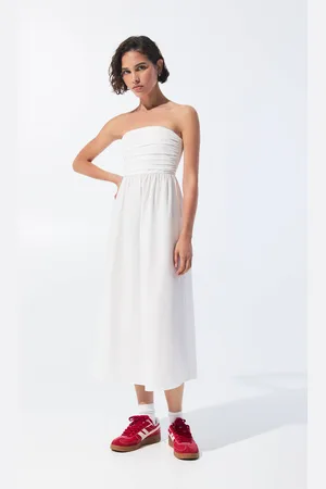Pull&Bear Strapless Gathered Midi Dress
