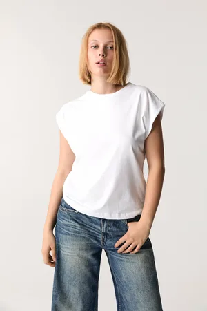 Pull&Bear Voluminous Sleeveless Top