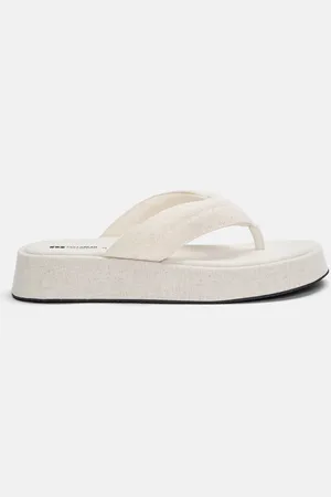 Pull&Bear Flat Chunky Fabric Sandals