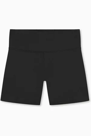 PUMA Train 5" High-Waist Tight Shorts Women, Black, size Large