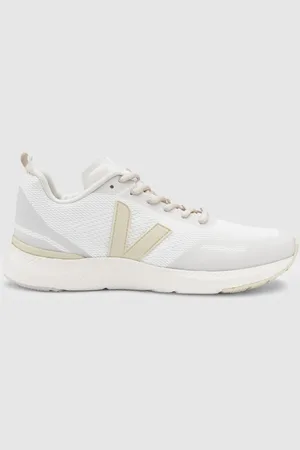 Veja Lightweight Trainers, , 7