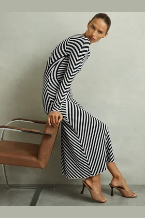 Reiss Kali Knitted Striped Midi Dress, S, Black & cream