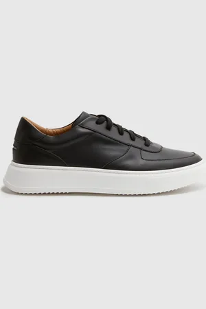 Unseen Trainers, , 7