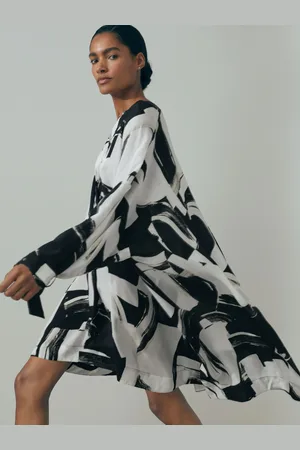 ATELIER White & black Italian Cape Sleeve Mini Dress, S