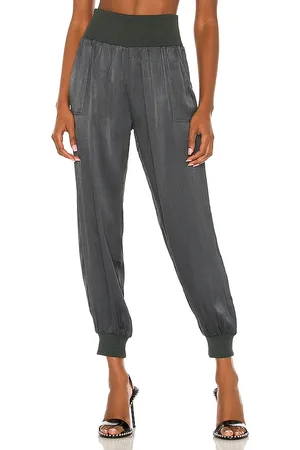 Bobi BLACK Sleek Textured Pant in . Size XL, XS.