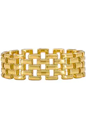 Shashi Linked Band Ring in . Size 3, 5, 6, 7, 8.