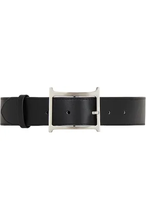 Helsa Logo Belt in . Size L, S, XL, XS.