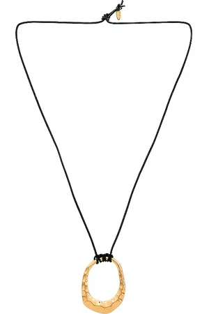 Ettika Pendant Necklace in .
