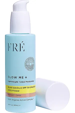 FRÉ GLOW ME + Tinted Moisturizer 30 SPF in .