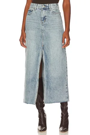 Steve Madden Avani Denim Skirt in . Size 2, 4, 6, 8.