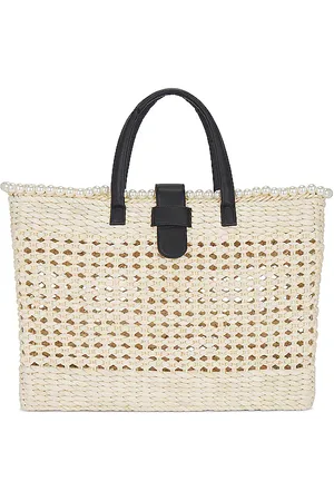 btb Los Angeles Capri Tote in .