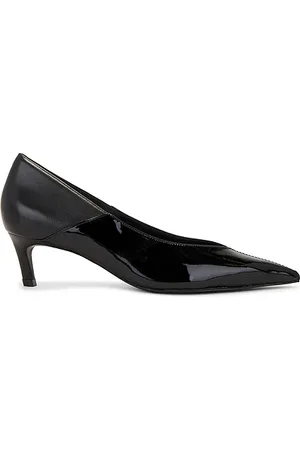 Schutz Gemma Pump in . Size 6, 6.5, 7, 7.5, 8, 8.5, 9, 9.5.