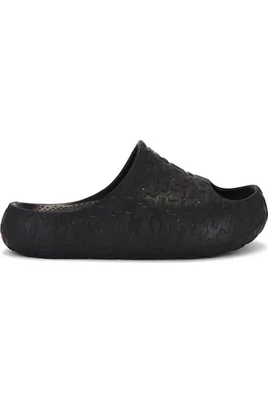 GCDS Monogram Slides in . Size 38, 40.