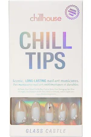 CHILLHOUSE Glass Castle Signature Almond Chill Tips Press-on Nails in .