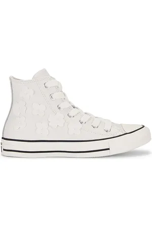 Converse Chuck Taylor All Star Sneaker in . Size 10.5, 11, 5.