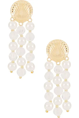 8 Other Reasons Isla Pearl Drop Earrings in .