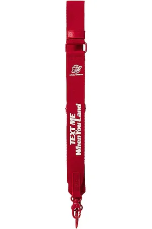 BEIS The Shoulder Strap in .
