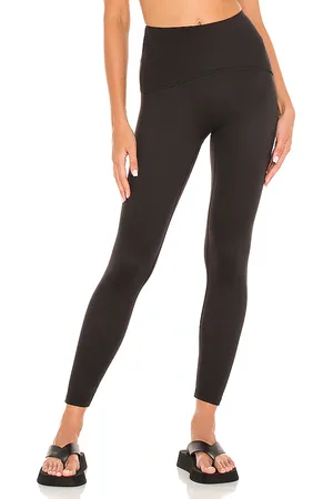 Spanx Shapeâ¢ Booty BoostÂ® 7/8 Legging in . Size L, M, XL, XS.