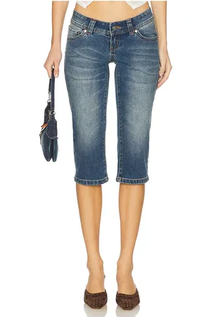 ABrand 00 Super Low Capri in . Size 24, 25, 26, 27, 28, 29, 30, 31, 32.