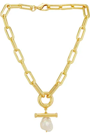 Timeless Pearly Pearl Pendant Chain Necklace in .