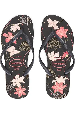 Havaianas Slim Organic Sandal in . Size 39/40, 41/42.