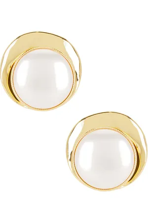 Shashi Bhodi Pearl Stud in .