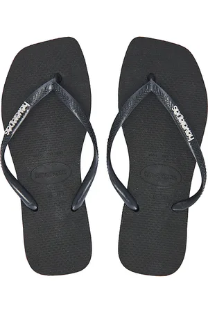 Havaianas Slim Square Logo Sandal in . Size 37/38, 39/40, 41/42.