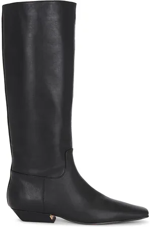 Tony Bianco Riley Boot in . Size 8.
