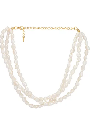 petit moments Bloom Necklace in .