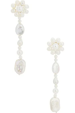 Shashi Geranium Earring in .