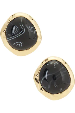 8 Other Reasons Stud Earrings in .